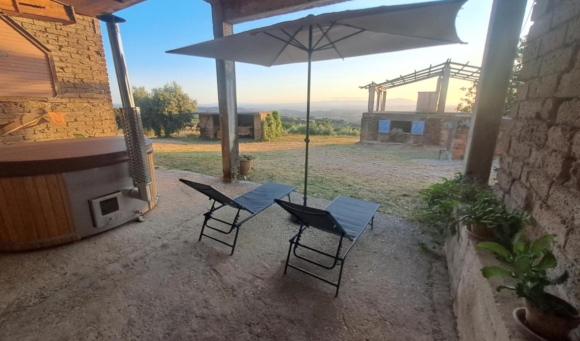 Tramonti E Valli Calvi dell' Umbria Bagian luar foto